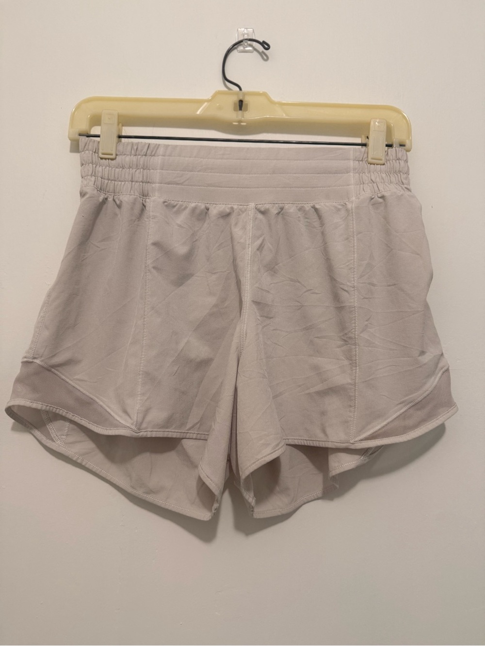 hooty hot lululemon Shorts - Comfortable High-Waist Run Short